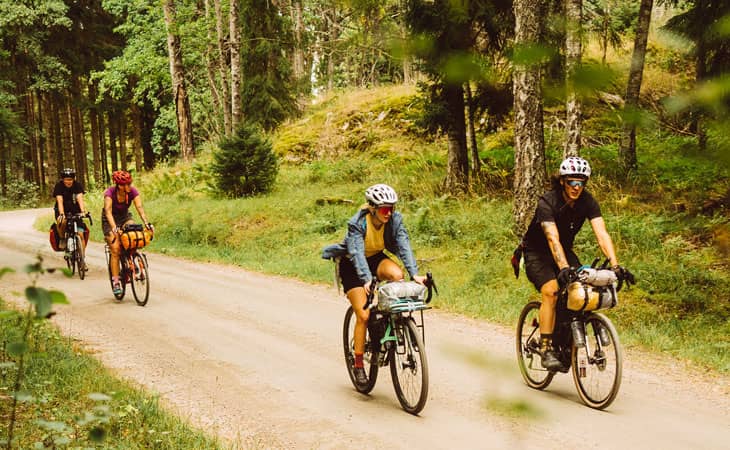 Panniers or bikepacking? How to choose right armor for your ride?